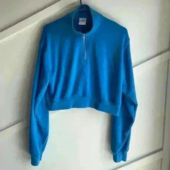 TNA Aritzia 
Airy Fleece Perfect 1/4 Zip Sweatshirt,  size M| royal blue - Picture 2 of 7